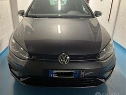 Grigio Usata 2022 VW Golf VIII R Tre volumi | 25.000 € (Super prezzo)
