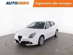 Bianco Usata 2017 Alfa Romeo Giulietta Super Due volumi | 12.199 € (Buon prezzo)