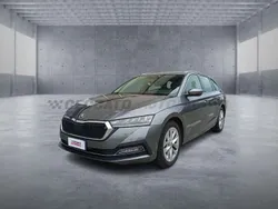 Grigio Usata 2023 Skoda Octavia Style Station wagon | 22.705 € (Ottimo prezzo)