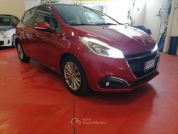 Rosso Usata 2017 Peugeot 208 Allure Due volumi | 6500 € (Buon prezzo)