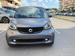 Grigio Usata 2019 Smart ForTwo Coupé Prime Coupé | 17.900 € (Buon prezzo)