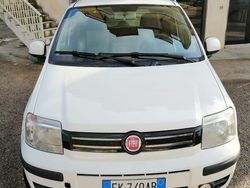 Bianco Usata 2011 Fiat Panda 4x4 Climbing Due volumi | 4500 € (Cara)