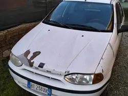Usata 2001 Fiat Palio Tre volumi | 1000 € (Buon prezzo)