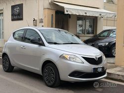 Grigio Usata 2019 Lancia Ypsilon Gold Due volumi | 9990 € (Buon prezzo)