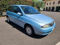 Blu/azzurro Usata 2003 Lancia Ypsilon Due volumi | 999 € (Buon prezzo)