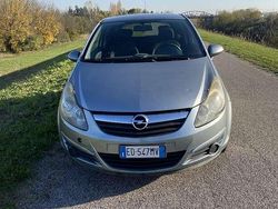 Usata 2010 Opel Corsa Enjoy Tre volumi | 2490 € (Ottimo prezzo)