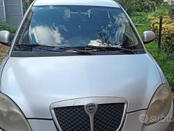 Grigio Usata 2010 Lancia Ypsilon Due volumi | 2000 € (Ottimo prezzo)