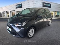 Grigio Usata 2019 Toyota Aygo Trend Due volumi | 11.900 € (Buon prezzo)