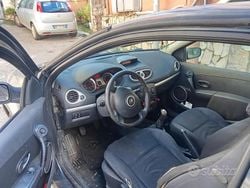 Blu Usata 2015 Renault Clio IV Due volumi | 800 €