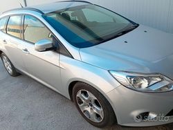 Grigio Usata 2013 Ford Focus Station wagon | 5700 € (Buon prezzo)