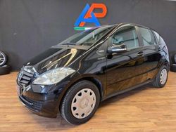 Nero Usata 2011 Mercedes A160 Style Tre volumi | 3499 € (Buon prezzo)