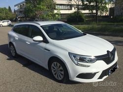 Bianco Usata 2019 Renault Mégane IV Tre volumi | 8300 € (Buon prezzo)