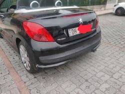 Nero Usata 2007 Peugeot 207 CC Cabrio | 2000 € (Super prezzo)