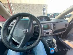 Grigio Usata 2009 Lancia Musa Monovolume | 3500 € (Buon prezzo)