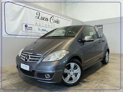 Grigio Usata 2010 Mercedes A180 Avantgarde Coupé | 3490 € (Buon prezzo)