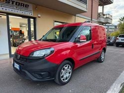 Rosso Usata 2019 Fiat Doblò Monovolume | 10.490 € (Ottimo prezzo)