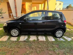 Nero Usata 2010 VW Fox Due volumi | 1699 € (Ottimo prezzo)