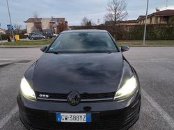 Nero Usata 2014 VW Golf GTD Tre volumi | 15.500 € (Buon prezzo)