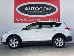 Bianco Usata 2014 Toyota RAV4 Style SUV | 13.700 € (Buon prezzo)