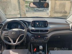 Grigio Usata 2019 Hyundai Tucson SUV | 18.500 € (Buon prezzo)