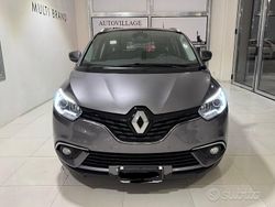 Grigio Usata 2022 Renault Scénic Monovolume | 15.900 €