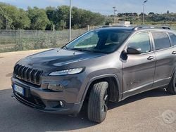 Grigio Usata 2016 Jeep Cherokee SUV | 11.900 € (Buon prezzo)