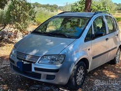 Grigio Usata 2006 Fiat Idea Monovolume | 1800 € (Ottimo prezzo)