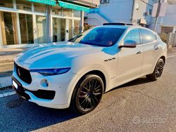Usata 2018 Maserati Levante GranLusso SUV | 32.000 € (Cara)