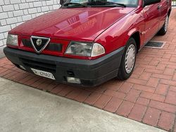 Rosso Usata 1992 Alfa Romeo 33 Tre volumi | 2990 €