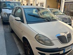 Usata 2003 Lancia Ypsilon Due volumi | 800 € (Super prezzo)