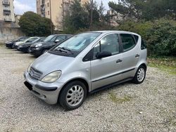 Grigio Usata 2003 Mercedes A170 Avantgarde Tre volumi | 999 € (Super prezzo)