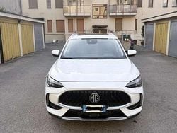 Usata 2023 MG HS Luxury SUV | 19.200 € (Buon prezzo)