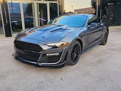 Grigio scuro Usata 2020 Ford Mustang Fastback | 36.900 €