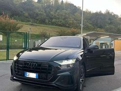 Usata 2019 Audi Q8 Sport SUV | 45.000 € (Buon prezzo)