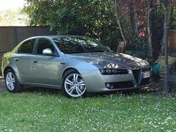 Usata 2009 Alfa Romeo 159 Tre volumi | 3499 € (Buon prezzo)