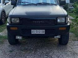 Nero Usata 1990 Toyota 4 Runner SUV | 6900 €