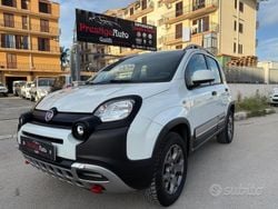 Bianco Usata 2014 Fiat Panda Cross Cross Due volumi | 10.490 € (Buon prezzo)