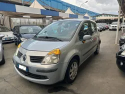Grigio Usata 2005 Renault Modus Monovolume | 1800 € (Buon prezzo)