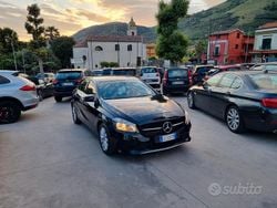 Nero Usata 2017 Mercedes 180 Tre volumi | 15.000 € (Buon prezzo)