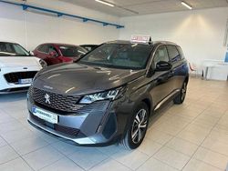 Grigio Usata 2024 Peugeot 5008 Allure Monovolume | 28.800 €