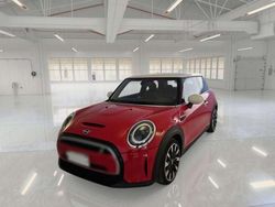 Rosso Usata 2021 Mini Cooper SE Due volumi | 17.800 € (Buon prezzo)