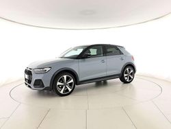 Grigio chronos metallizzato nero mito metallizzato Nuova 2025 Audi A1 Comfort Tre volumi | 29.900 € (Cara)