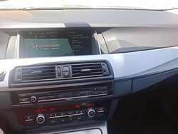 Argento Usata 2014 BMW 520 Tre volumi | 15.900 € (Cara)