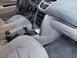 Nero Usata 2007 Peugeot 207 Tre volumi | 500 € (Super prezzo)