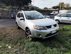 Grigio Usata 2007 Mitsubishi Outlander SUV | 1350 €