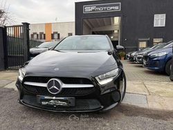 Nero Usata 2019 Mercedes A180 Business Tre volumi | 17.999 € (Buon prezzo)