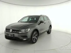 Grigio Usata 2020 VW Tiguan Business SUV | 27.800 € (Buon prezzo)