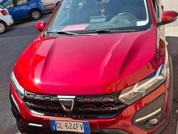 Rosso Usata 2023 Dacia Sandero Stepway Due volumi | 14.500 € (Buon prezzo)