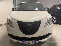 Bianco Usata 2014 Lancia Ypsilon Gold Due volumi | 5600 € (Buon prezzo)