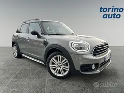Grigio tetto nero Usata 2018 Mini Cooper D Countryman Hype SUV | 16.750 € (Ottimo prezzo)